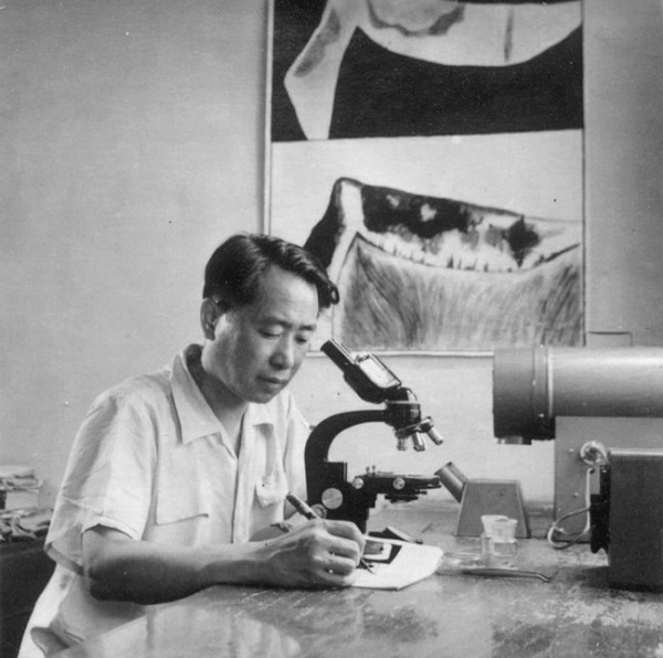 13-1963 當(dāng)時建成病理研究室_副本.jpg
